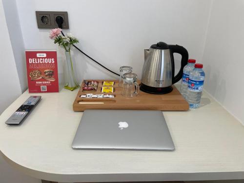 Gul Hotelにあるコーヒーまたはお茶