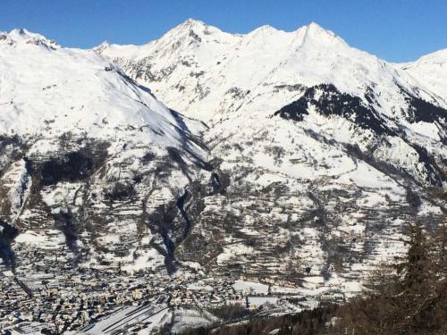 Photo de la galerie de l'établissement Résidence Roc Belleface B - Appartement 3 pièces 8 personnes à Arc 1600 à côté des pistes et des commerces, avec accès gratuit à la piscine et au sauna de MAE-2621, à Arc 1600