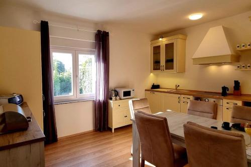 Apartment Jana with free private parking