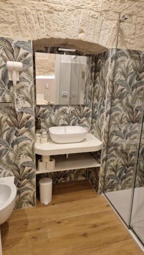 Bilik mandi di B&B Città dei Fiori