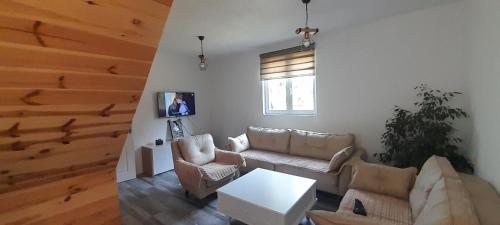 TV a/nebo společenská místnost v ubytování Holiday Home Krejović