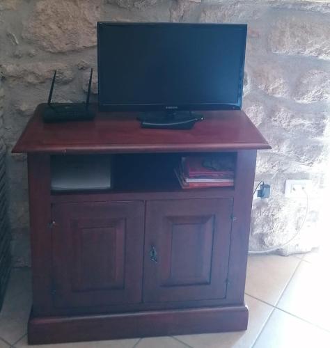 Μια τηλεόραση ή/και κέντρο ψυχαγωγίας στο Il piccolo rifugio