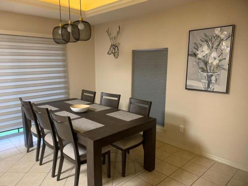 Fotografie z fotogalerie ubytování Nuevo Depto de 3 Rec, a 7 min del Mall de Mcallen v destinaci Pharr