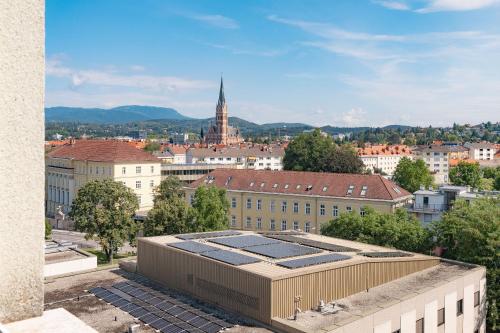 TAMLiving Zentrum Luxus Messe WIFI Traumaussicht Sunrise&Sunset
