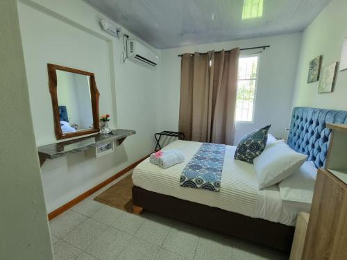 Gallery image of Halley View Summer House in Providencia