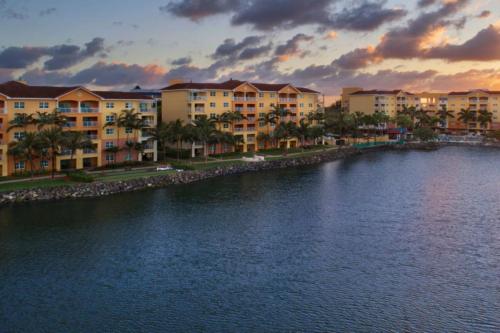 Marriott Villas at Doral 2BD sleeps 8 photo 9
