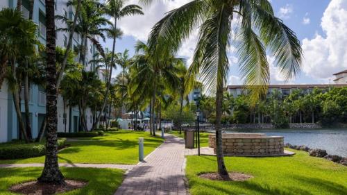 Marriott Villas at Doral 2BD sleeps 8 photo 40