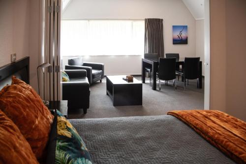 Χώρος καθιστικού στο Ascot Park Hotel