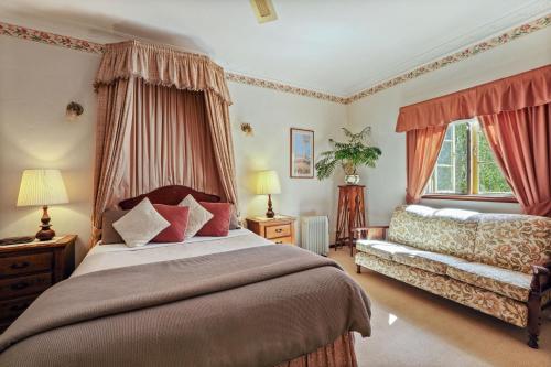 Postel nebo postele na pokoji v ubytování Holberry House