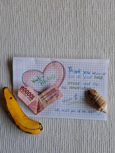 a piece of paper with a heart and a note at Kubu Pilatus – Family House Lombok in Tjakranegara