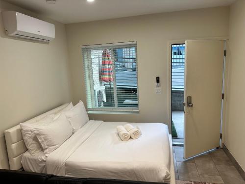 Postel nebo postele na pokoji v ubytování Studio with Private Entrance next to Balboa Park