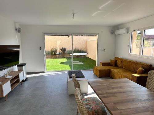 Maison 30 avec 5 chambres lechaffardcom