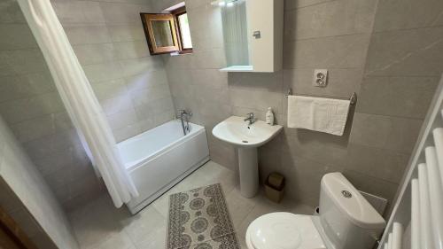 Afbeelding uit fotogalerij van Cabana Lazea in Gîrda de Sus