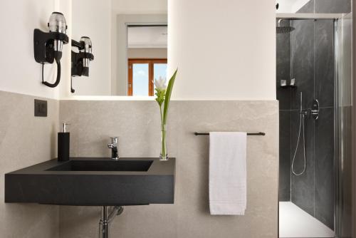 Essence Hotel photo 7