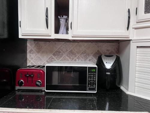 Dapur atau dapur kecil di Home Away from Home