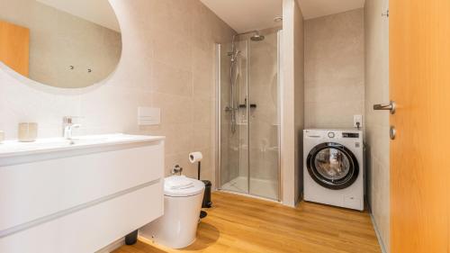 Infante Studio w Parking by LovelyStay