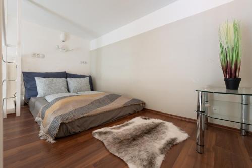 Spacious Apartment by Opera 1065 Budapest, Nagymező utca 7 kép - 3