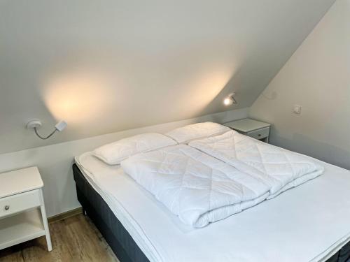 Ένα ή περισσότερα κρεβάτια σε δωμάτιο στο Apartment Geesthof-2 by Interhome