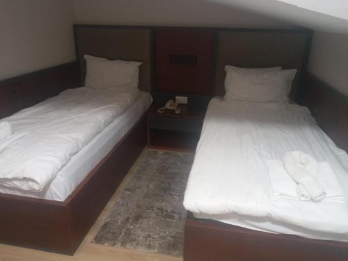 Imagem da galeria de Hotel Oferta em Prizren
