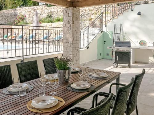 Holiday Home Villa Nona Nina by Interhome