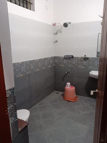 Bilik mandi di Venissa ServiceApartment