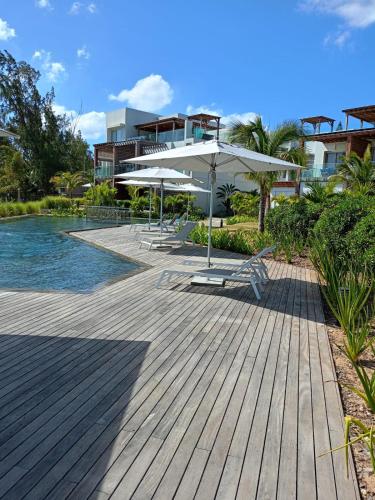 AH-10 - Luxury 3 BR Beach Apartment in typical island village by Althea
