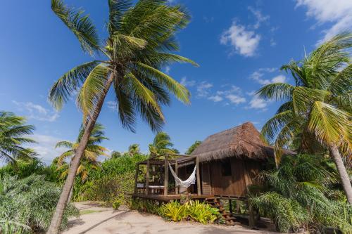 Taman di luar Oka Maraú I Charming Bungalows