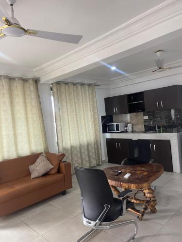 Gallery image of Peach City Apartments in Tema