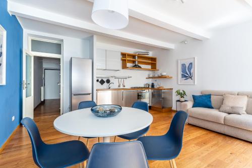 Foto iFlat Discovering Monti - Charming and Modern apt 4