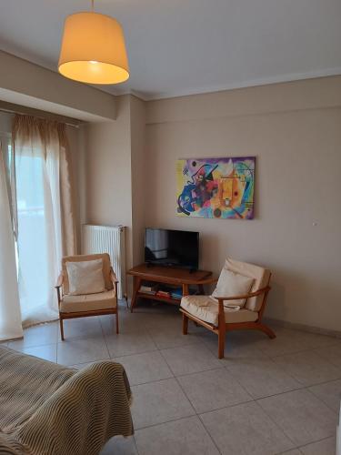Televisyen dan/atau pusat hiburan di Tzikas apARTments