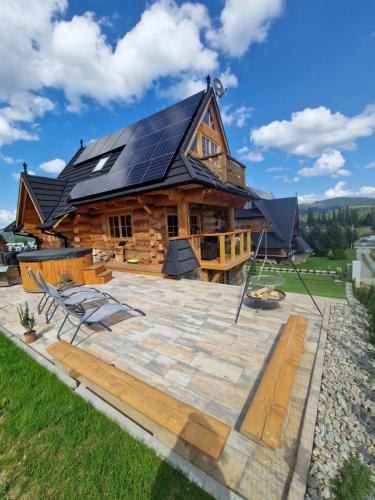 Góralski Domek Łopatówka z kominkiem i Banią - Jacuzzi!