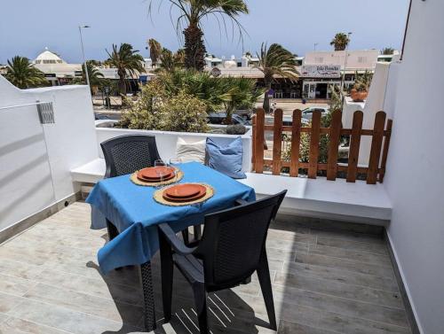 Balkón nebo terasa v ubytování Charming Flat in Los Molinos with Terrace & Pools, Near Playa Bastian