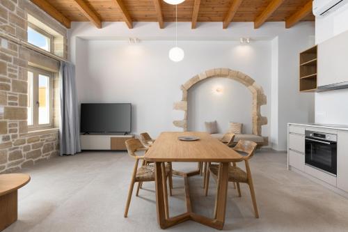 Villa Maistros