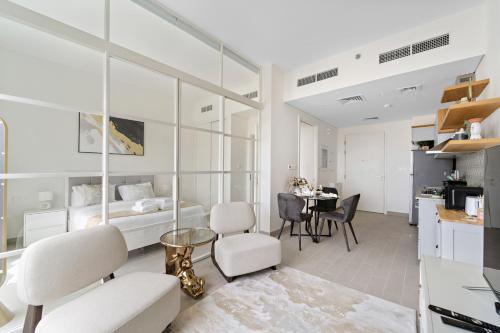 Chic 1 BR apartment at Golfville