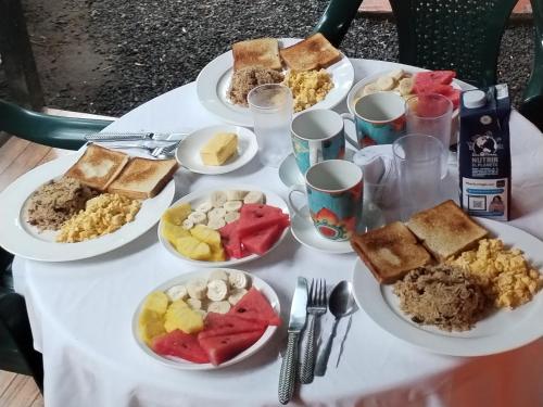 Jídlo v aparthotelu nebo okolí