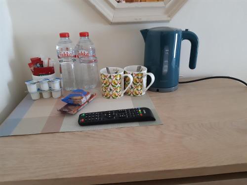 Příslušenství pro přípravu čaje a kávy v ubytování Bective Street Accommodation