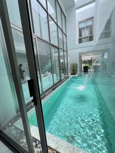 Πισίνα στο ή κοντά στο The Residence by Andaman Villa