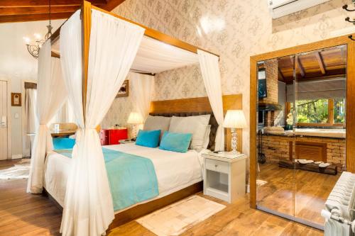 Hotel Cabanas Tio Müllerにあるベッド