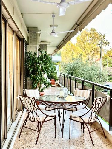 Elaia Luxury Selections - Emerald