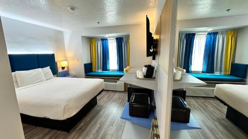 Ένα ή περισσότερα κρεβάτια σε δωμάτιο στο Microtel Inn & Suites by Wyndham Gallup - PET FRIENDLY