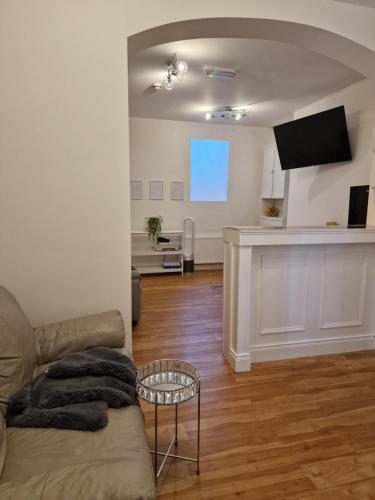 Φωτογραφία από το άλμπουμ του Aunty Katie's House, NI Tourist Board Certified & located on the main Oldpark Road to Belfast, with Free Continental Breakfast & Free Ultra Fast SKY internet, free SKY Sports & free SKY Cinema, Self-check in after 10pm GMT στο Μπέλφαστ
