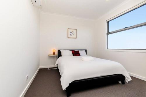 Fotografie z fotogalerie ubytování 4 Bedrooms Lovely House in Clayton Central v destinaci Clayton North