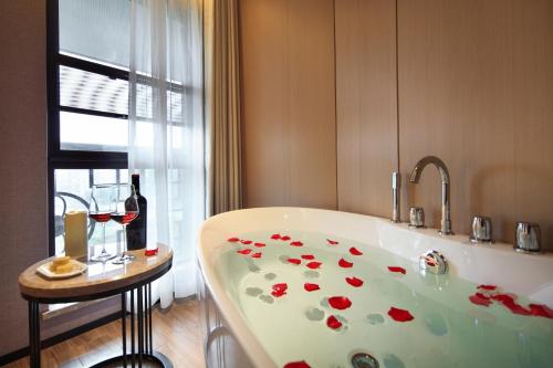Fotografie z fotogalerie ubytování 桂林桂花树下酒店 Guilin Osmanthus Tree Resort v destinaci Kuej-lin
