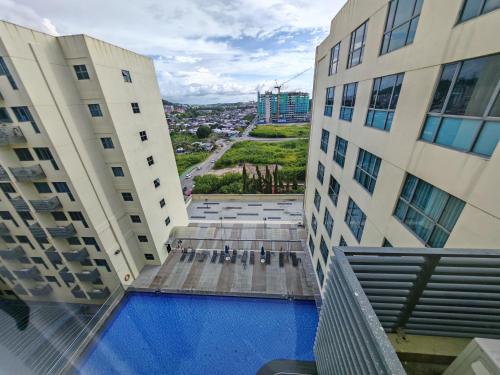 Kolam renang di atau dekat dengan Meetsuite at Ming Garden Residence
