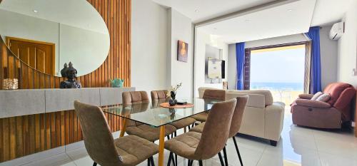 Zen Retreat with Stunning Sea Views and Sunsets