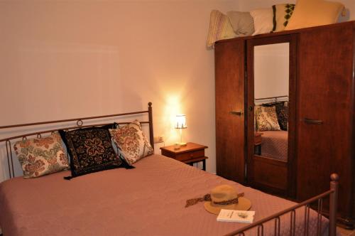 Ένα ή περισσότερα κρεβάτια σε δωμάτιο στο House For Rent In Apostolous