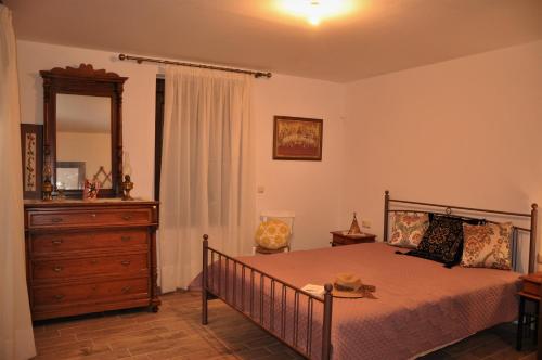 Postel nebo postele na pokoji v ubytování House For Rent In Apostolous