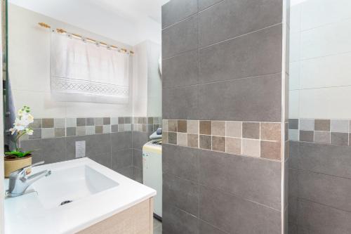 Phòng tắm tại Vista Al Mar Playa San Marcos