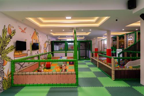 TV a/nebo společenská místnost v ubytování HOTEL NEST