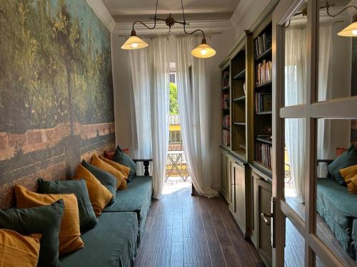 Santa Caterina Palace Apartment in Florence-3 Bedroom